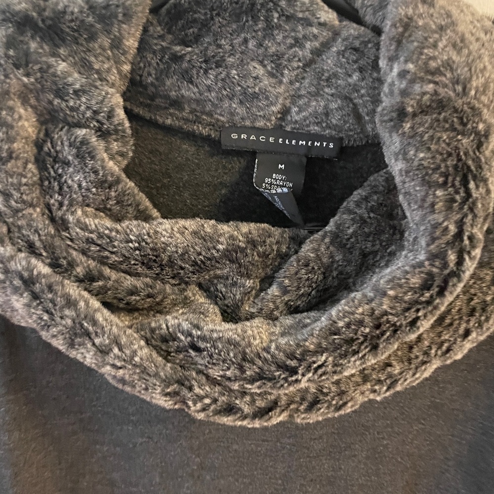 Faux Fur Pullover Tunic By Grace Elements Nwt Szm - image 6